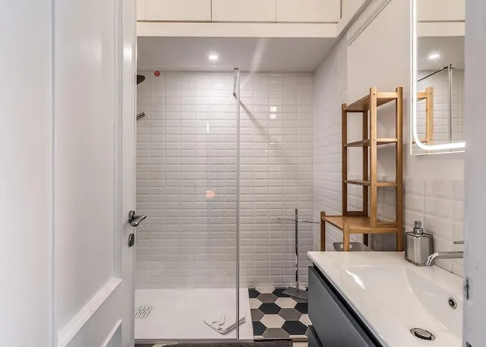 Porta Maggiore 2 Bedroom With Terrace Rom